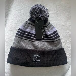 Travis Mathew’s beanie